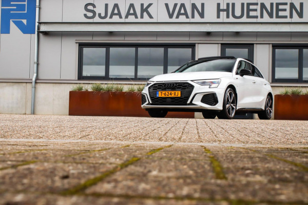 Audi A3 Sportback 45TFSI e PHEV S Edition S-line 245pk S-Tronic Elektrische Kuipstoelen|Virtual Cockpit|Panoramadak|LED Matrix|B&O