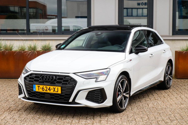 Audi A3 Sportback 45TFSI e PHEV S Edition S-line 245pk S-Tronic Elektrische Kuipstoelen|Virtual Cockpit|Panoramadak|LED Matrix|B&O