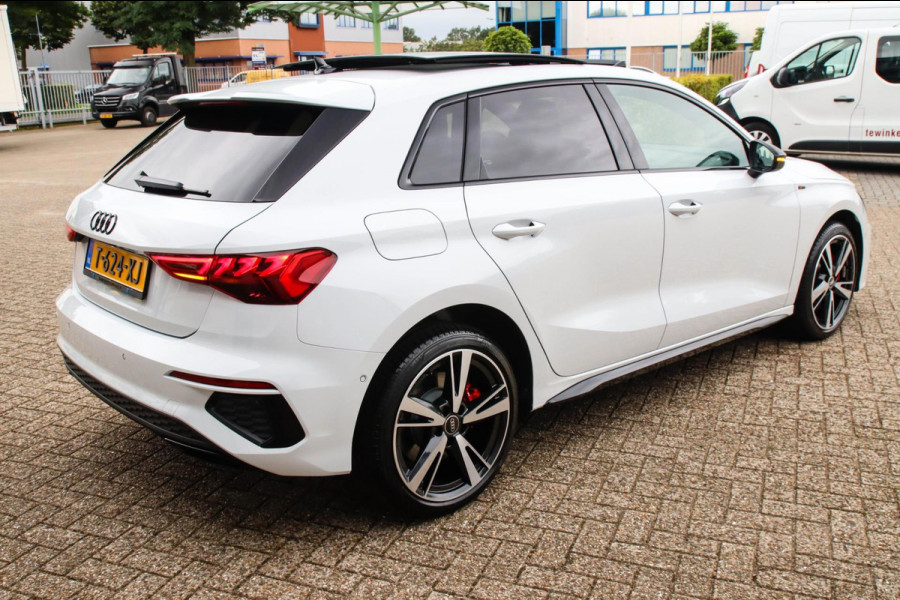 Audi A3 Sportback 45TFSI e PHEV S Edition S-line 245pk S-Tronic Elektrische Kuipstoelen|Virtual Cockpit|Panoramadak|LED Matrix|B&O