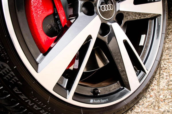 Audi A3 Sportback 45TFSI e PHEV S Edition S-line 245pk S-Tronic Elektrische Kuipstoelen|Virtual Cockpit|Panoramadak|LED Matrix|B&O