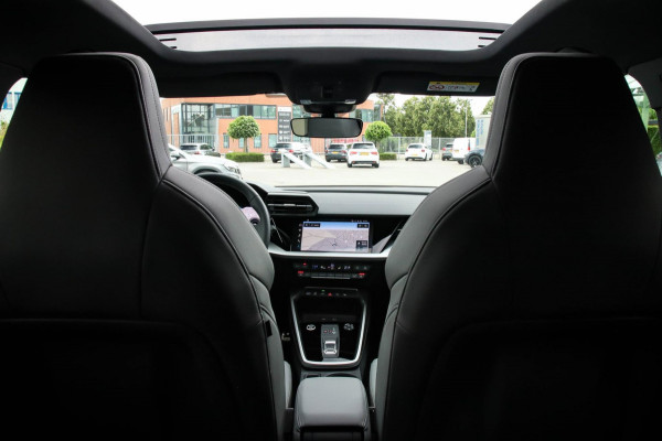 Audi A3 Sportback 40 TFSI e PHEV S Edition S-line 204pk S-Tronic! 1e|DLR|Kuipstoelen|Virtual Cockpit|Panoramadak|LED Matrix|Black