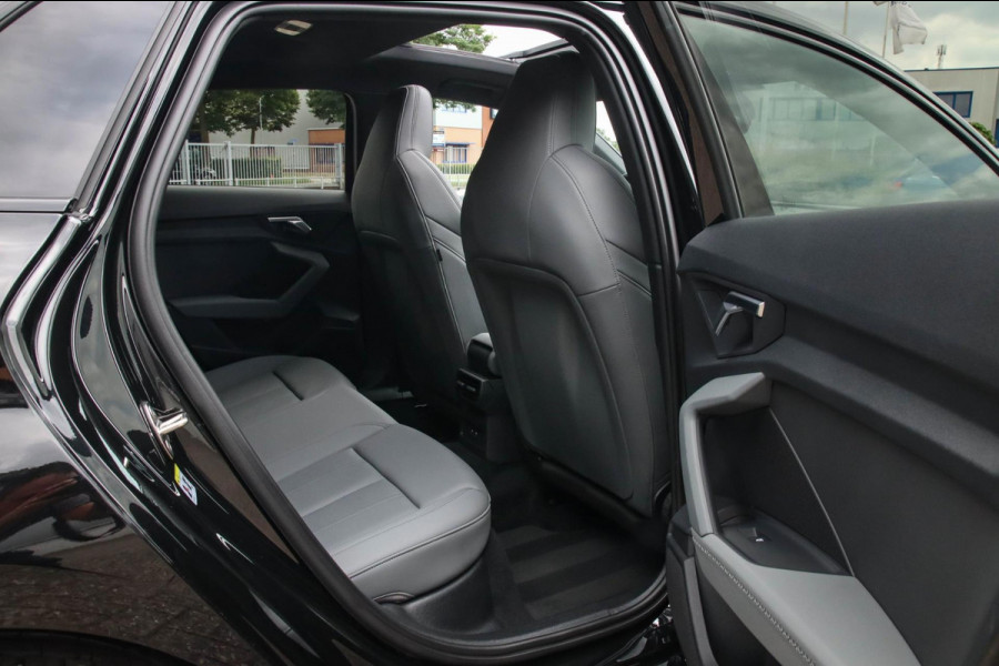 Audi A3 Sportback 40 TFSI e PHEV S Edition S-line 204pk S-Tronic! 1e|DLR|Kuipstoelen|Virtual Cockpit|Panoramadak|LED Matrix|Black