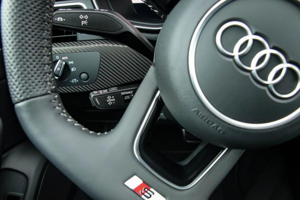 Audi A4 Avant 2.0 TFSI S line Black Edition Facelift 150pk S-Tronic! DLR|Panoramadak|Virtual Cockpit|Leder|LED Matrix|Camera|Black