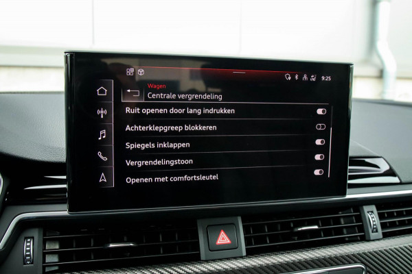 Audi A4 Avant 2.0 TFSI S line Black Edition Facelift 150pk S-Tronic! DLR|Panoramadak|Virtual Cockpit|Leder|LED Matrix|Camera|Black