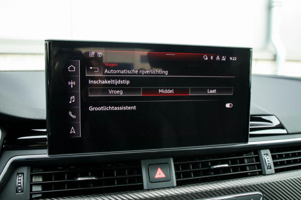 Audi A4 Avant 2.0 TFSI S line Black Edition Facelift 150pk S-Tronic! DLR|Panoramadak|Virtual Cockpit|Leder|LED Matrix|Camera|Black