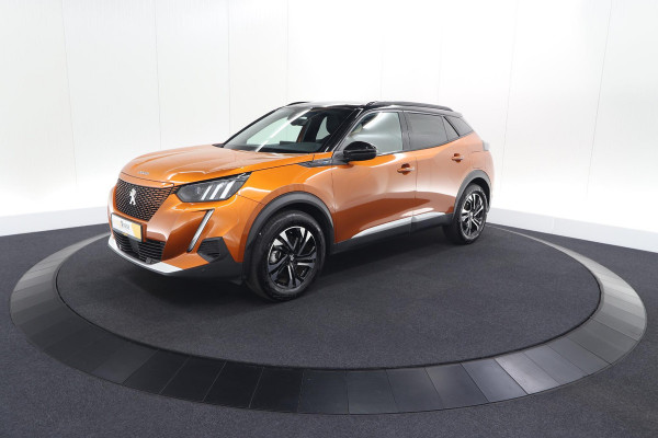 Peugeot e-2008 EV GT 50 kWh | 11 KW Lader | 96,3% SOH | Adaptieve Cruise Control | Dodehoekdetectie | Stoelverwarming | Navigatie