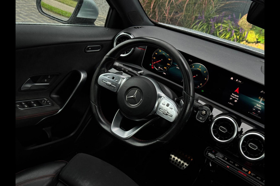Mercedes-Benz A-Klasse 180 d Business Solution AMG BTW/BPM PANO|LEDER|CR CONTROL