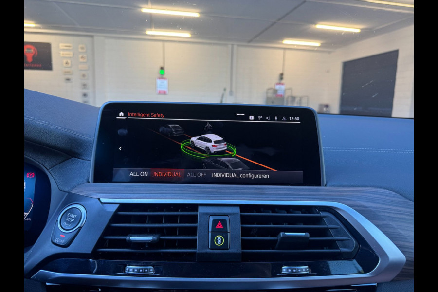 BMW X3 M40i xDrive High Executive / PANO / HEAD-UP / 360 CAM / KEYLESS / CARPLAY / MEMORY / HARM-KARD / ADAPTIVE / SFEER / ''21 !