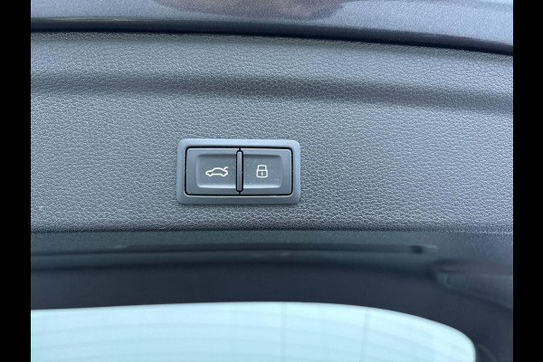 Audi Q3 Sportback 45 TFSI e S Edition 245pk S-tronic | Navigatie | Autom. airco | Parkeersensoren | Adaptieve cruise control | LED | S-Line |