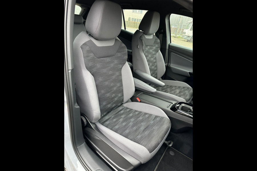Volkswagen ID.4 52kWh 148pk Performance Pure! 1e|DLR|Virtual Cockpit|LED|ID Light|NAVI|CarPlay|DAB+|Sfeerverlichting|Spiegelpakket