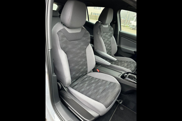 Volkswagen ID.4 52kWh 148pk Performance Pure! 1e|DLR|Virtual Cockpit|LED|ID Light|NAVI|CarPlay|DAB+|Sfeerverlichting|Spiegelpakket