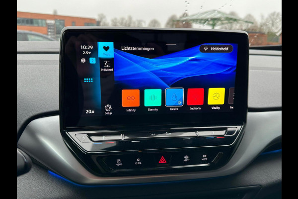 Volkswagen ID.4 52kWh 148pk Performance Pure! 1e|DLR|Virtual Cockpit|LED|ID Light|NAVI|CarPlay|DAB+|Sfeerverlichting|Spiegelpakket