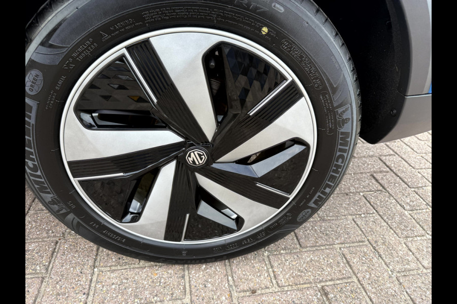 MG Mg zs ev EV Luxury 50 kWh Panoramadak, Trekhaak, App Connect