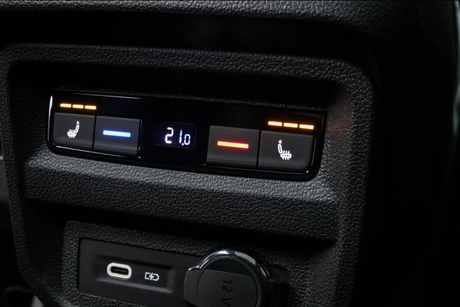 Volkswagen Tiguan 1.4 TSI eHybrid R-Line Business DSG 245pk Panoramadak|Virtual Cockpit|IQ LED Plus|NAVI|ACC|Black|19inch|Trekhaak