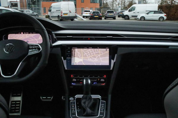 Volkswagen Arteon Shooting Brake 1.4 TSI eHybrid R-Line Business+ 218pk DSG! 1e|Panoramadak|Virtual Cockpit|Lederen R kuipstoelen