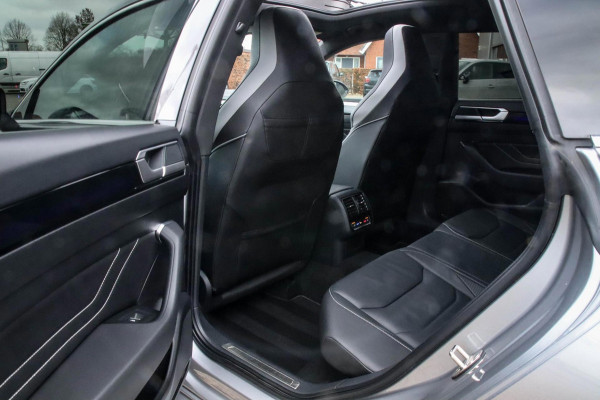 Volkswagen Arteon Shooting Brake 1.4 TSI eHybrid R-Line Business+ 218pk DSG! 1e|Panoramadak|Virtual Cockpit|Lederen R kuipstoelen