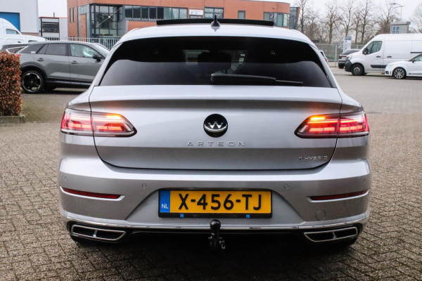 Volkswagen Arteon Shooting Brake 1.4 TSI eHybrid R-Line Business+ 218pk DSG! 1e|Panoramadak|Virtual Cockpit|Lederen R kuipstoelen