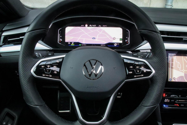 Volkswagen Arteon Shooting Brake 1.4 TSI eHybrid R-Line Business+ 218pk DSG! 1e|Panoramadak|Virtual Cockpit|Lederen R kuipstoelen