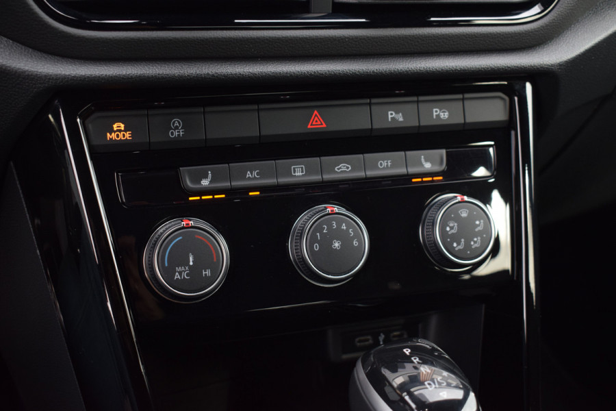 Volkswagen T-Roc 1.5 TSI R-Line Black Style | Panoramdak | Beats | 19"