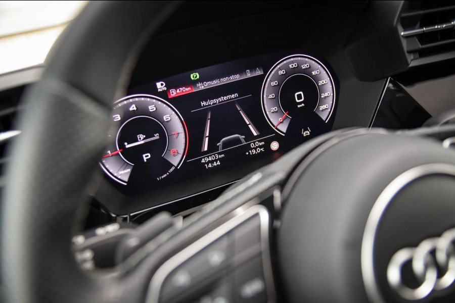 Audi A3 Limousine 35 1.5 TFSI S Edition One S-line 150pk S-Tronic Lederen kuipstoelen|Virtual Cockpit|Panoramadak|LED Matrix|Black