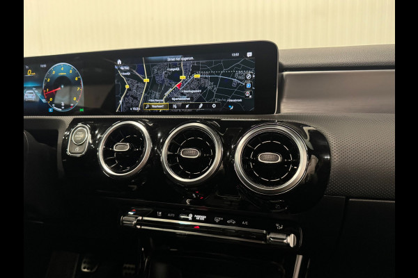 Mercedes-Benz A-Klasse 200 Business Solution AMG | PANO | NIGHT | LED | CRUISE CONTROL