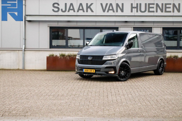Volkswagen Transporter 2.0 TDI L2 DSG Automaat Highline Bulli! NIEUW|Direct leverbaar|Nardo|Leder|LED|NAVI|CarPlay|20inch|Trekhaak