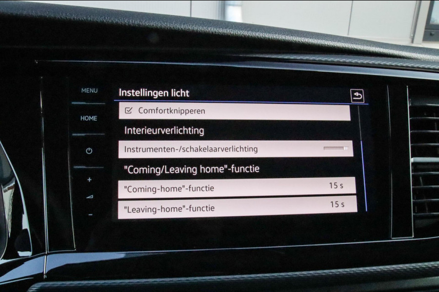 Volkswagen Transporter 2.0 TDI L2 DSG Automaat Highline Bulli! NIEUW|Direct leverbaar|Nardo|Leder|LED|NAVI|CarPlay|20inch|Trekhaak