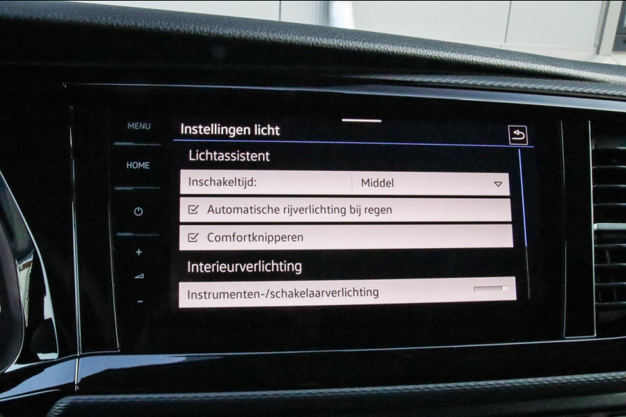 Volkswagen Transporter 2.0 TDI L2 DSG Automaat Highline Bulli! NIEUW|Direct leverbaar|Nardo|Leder|LED|NAVI|CarPlay|20inch|Trekhaak