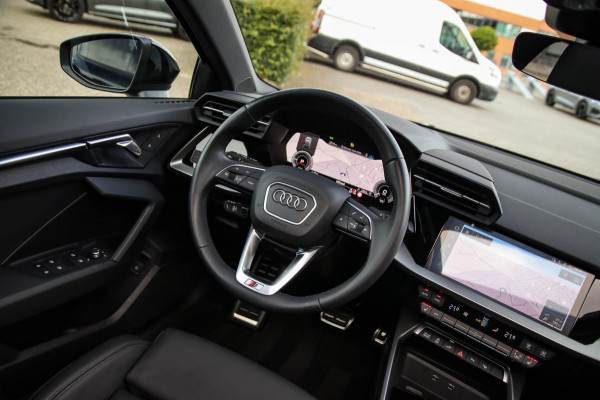 Audi A3 Sportback 40 TFSI e PHEV Advanced S Edition S-line 204pk S-Tronic|Panoramadak|Virtual Cockpit|Kuipstoelen|LED Matrix|Black