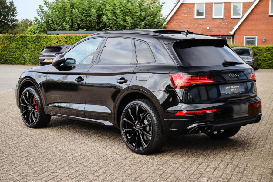 Audi Q5 55 TFSI e Quattro Competition Pro Line S S-Line 367pk Automaat|NIEUW MODEL|Panoramadak|Virtual Cockpit|Matrix|Camera|Black