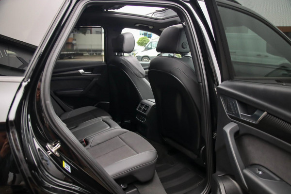 Audi Q5 55 TFSI e Quattro Competition Pro Line S S-Line 367pk Automaat|NIEUW MODEL|Panoramadak|Virtual Cockpit|Matrix|Camera|Black