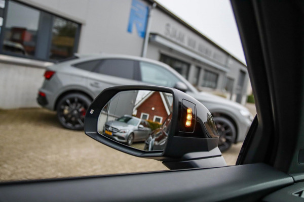 Audi Q5 50 TFSI e Quattro Competition S Edition S-Line 299pk Automaat|Panoramadak|Supersport S stoelen|Virtual Cockpit|OLED Matrix