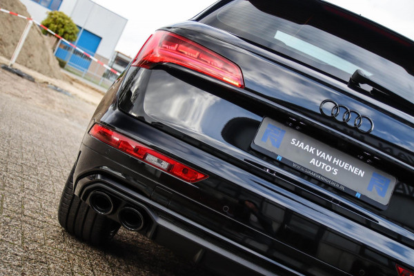 Audi Q5 55 TFSI e Quattro Competition S Edition S-Line 367pk Automaat|Luchtvering|Panoramadak|Virtual Cockpit|OLED Matrix|Trekhaak