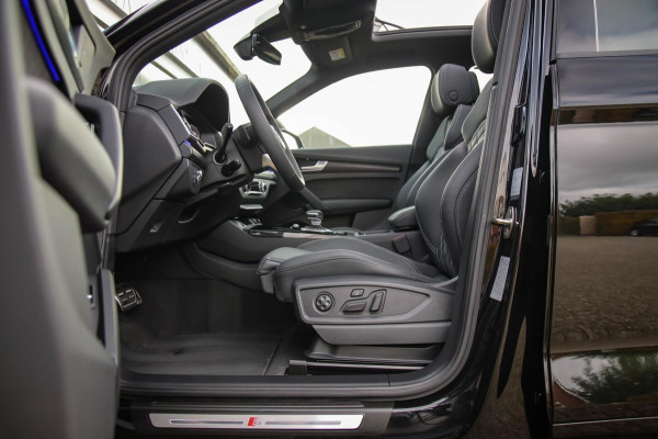 Audi Q5 55 TFSI e Quattro Competition S Edition S-Line 367pk Automaat|Luchtvering|Panoramadak|Virtual Cockpit|OLED Matrix|Trekhaak