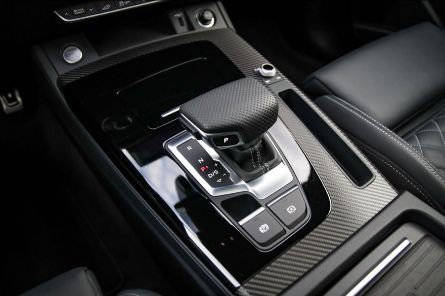 Audi Q5 55 TFSI e Quattro Competition S Edition S-Line 367pk Automaat|Luchtvering|Panoramadak|Virtual Cockpit|OLED Matrix|Trekhaak