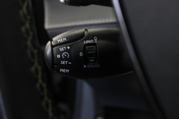 Peugeot 208 1.2 PureTech GT |Camera|Navi|