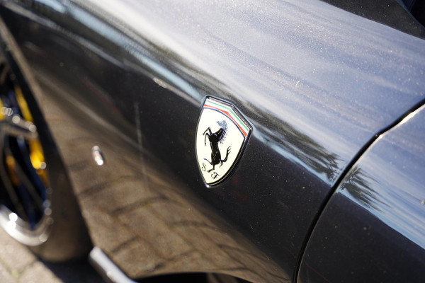 Ferrari 812 6.5 V12 Superfast HELE / Carbon / Lift / Passenger Display / Leder Nero
