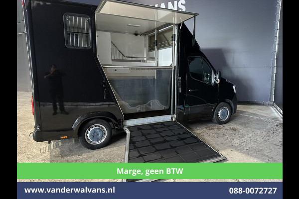 Renault Master 2.3 dCi 150pk **MARGE, geen BTW** L2H1 Paardenwagen Euro6 Airco | Camera | Cruisecontrol | Trekhaak Bijrijdersbank