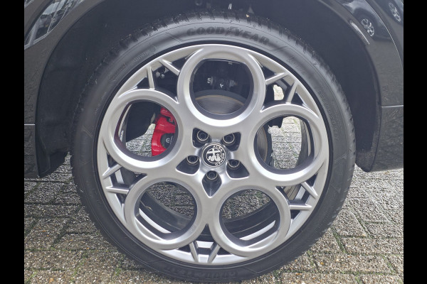 Alfa Romeo Tonale 1.5T Hybrid Veloce | Panorama-Dak