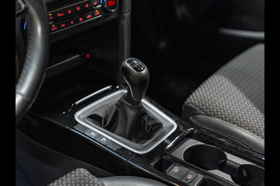 Kia Xceed 1.0 T-GDi DynamicPlusLine, Navi, Apple Carplay, Cruise, Bluetooth/Tel, PDC, Private Glas, Volledig Onderhouden