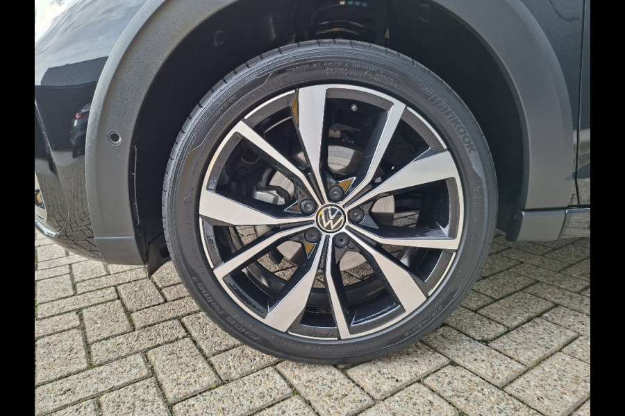 Volkswagen Taigo 1.0 TSI * Binnen & Buiten R-Line * Panoramadak* AUTOMAAT * 34.000KM! * Navigatiesysteem *