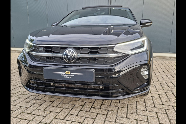 Volkswagen Taigo 1.0 TSI * Binnen & Buiten R-Line * Panoramadak* AUTOMAAT * 34.000KM! * Navigatiesysteem *