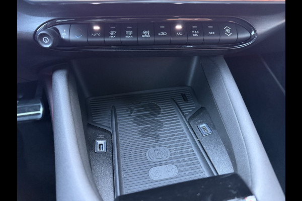 Alfa Romeo junior 1.2 Turbo Hybrid Ibrida Speciale (Elektrische Klep - LED - Keyless Entry - Parkeersensoren V+A - Stoelverwarming - Adaptieve Cru