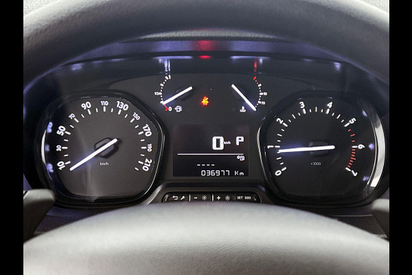 Opel Vivaro 2.0 145pk L3 Automaat Airco Cruise Control Navigatie Trekhaak