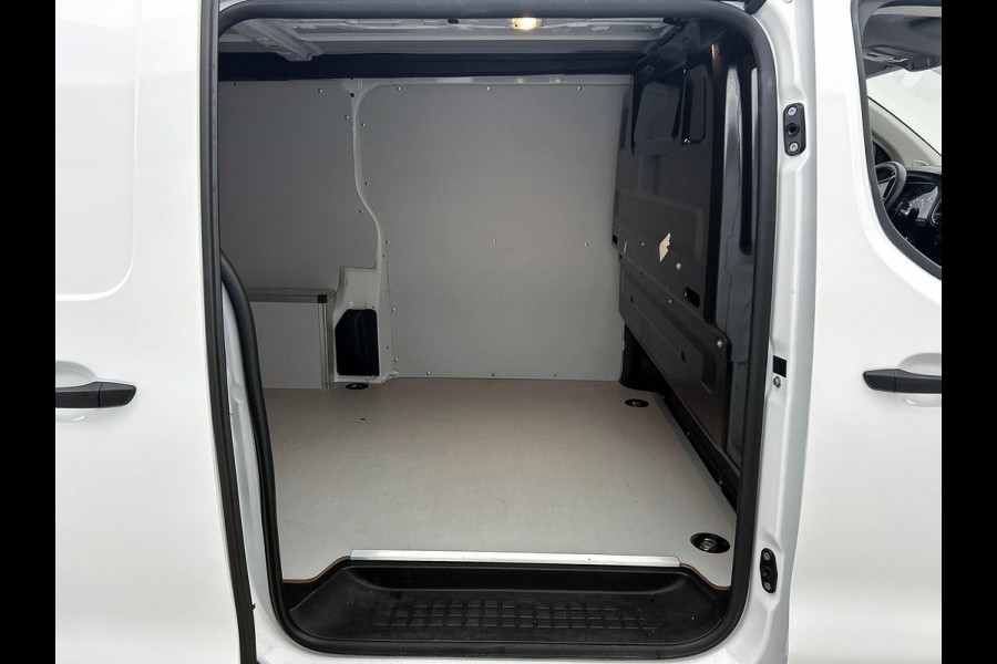 Opel Vivaro 2.0 145pk L3 Automaat Airco Cruise Control Navigatie Trekhaak
