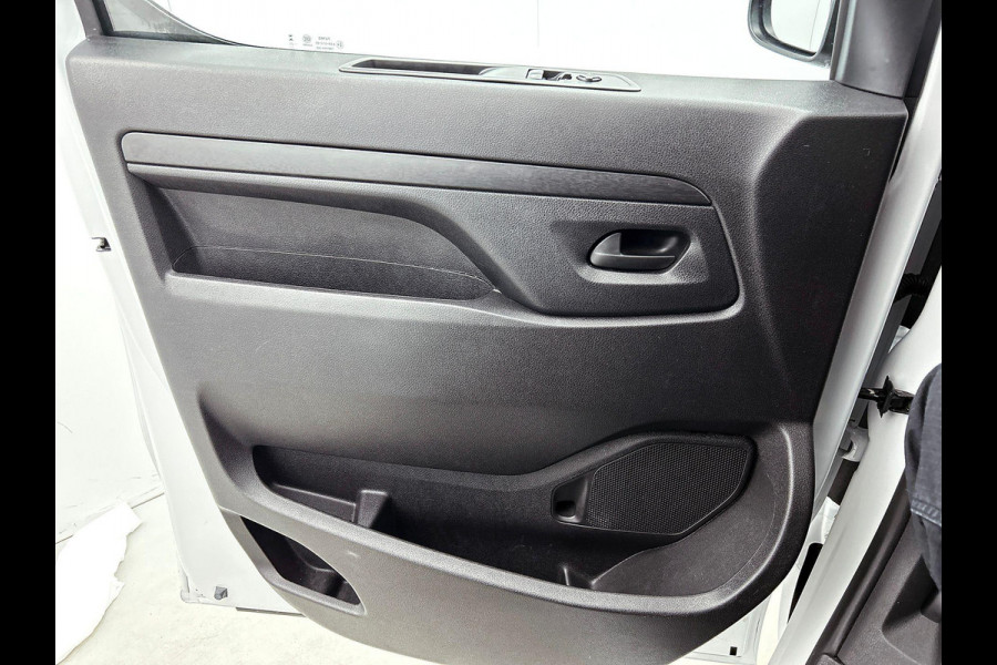 Opel Vivaro 2.0 145pk L3 Automaat Airco Cruise Control Navigatie Trekhaak