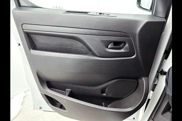 Opel Vivaro 2.0 145pk L3 Automaat Airco Cruise Control Navigatie Trekhaak