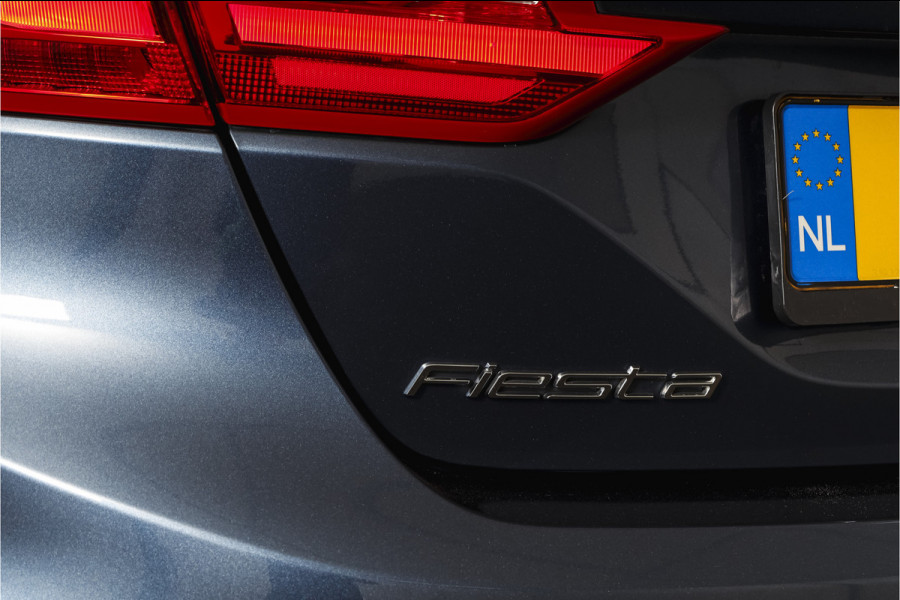 Ford Fiesta 1.0 EcoBoost 100 PK ST-Line Orig. NL | Cruise | Winterpakket | PDC | Camera | NAV + App. Connect | ECC | LM 17" |