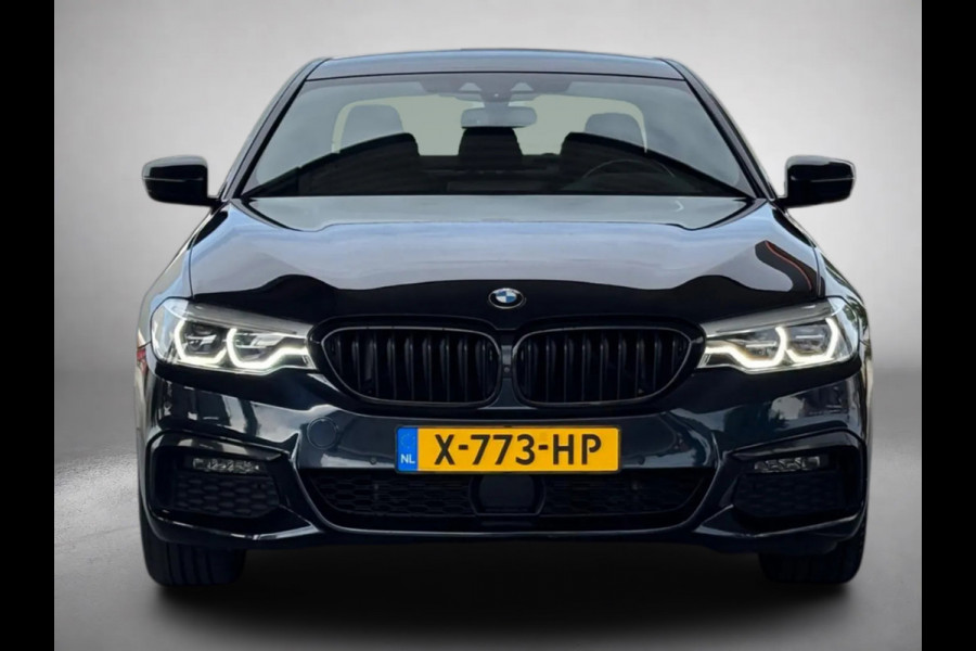 BMW 5 Serie 530e iPerformance High Executive(Dealer OnderH, Navi Prof, Comfort Zetels, Harman/ Kardon, Head-up, 360 camera, Etc)