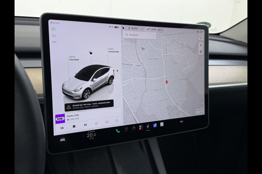 Tesla Model Y RWD 300PK SOH 90% Trekhaak Warmtepomp LFP-Accu Premium-Audio AMD Ryzen™ Camera's Navi Ecc Led Lmv 19" Privacy Glas Leder Stoel+Stuurverwarming Panoramadak Bluetooth Elek.Achterklep 1.600KG Trekgewicht 1e Eigenaar Origineel Nederlandse Auto